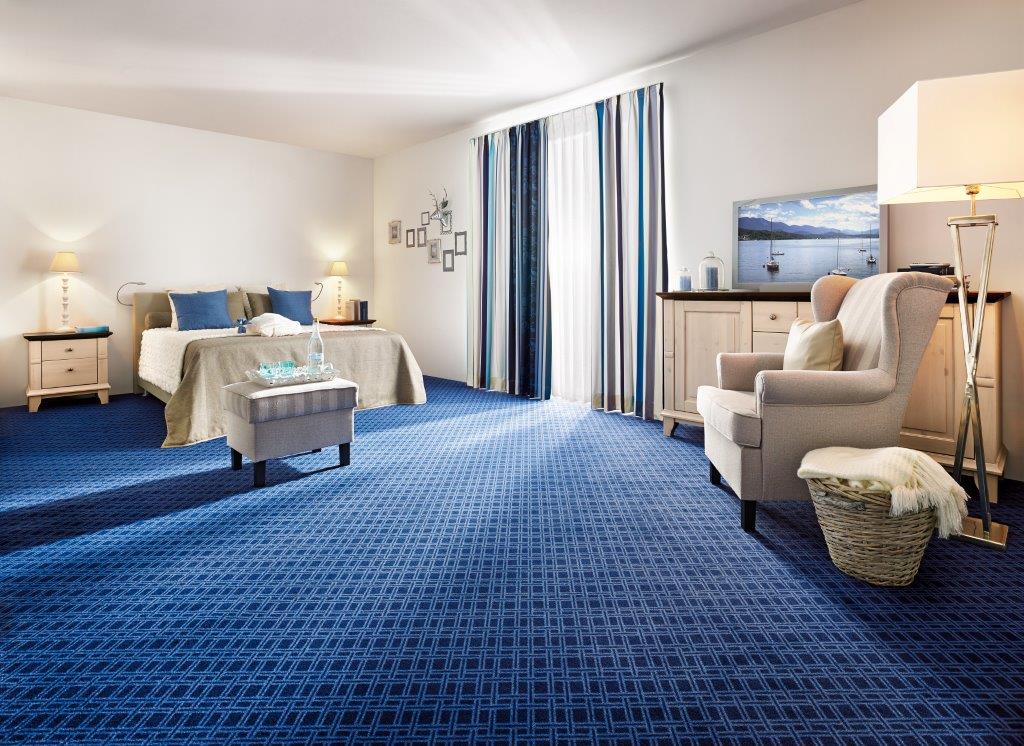TEP_Hotel_Imperial160_blau_rau.jpg