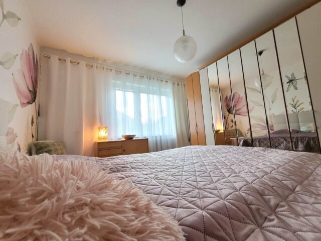 Schlafzimmer-Renovierung-fertige Arbeit