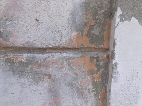 Untergrundprüfung bei einer historischen Fassade