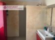 Badezimmer mit dekorativ strukturiertem mineralischem Kalk-Spachtelputz