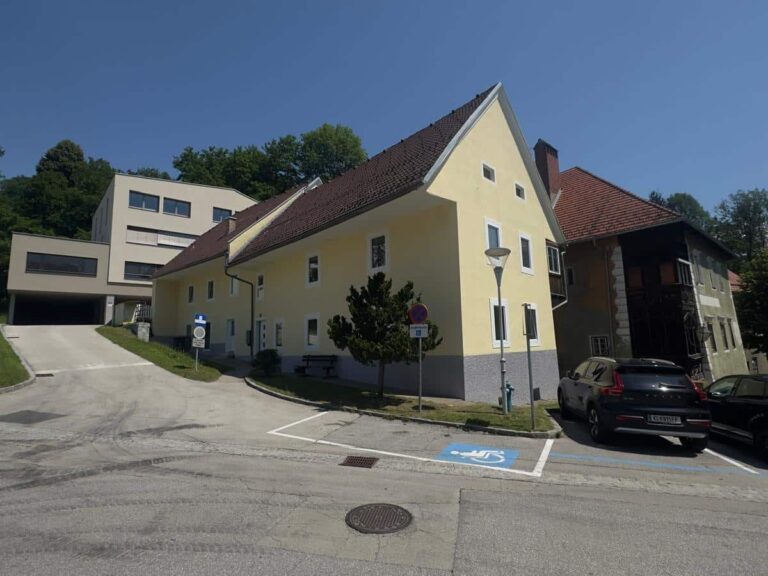 Krankenhaus St.Veit/Glan fASSADENRENOVIERUNG bRUNNERHAUS